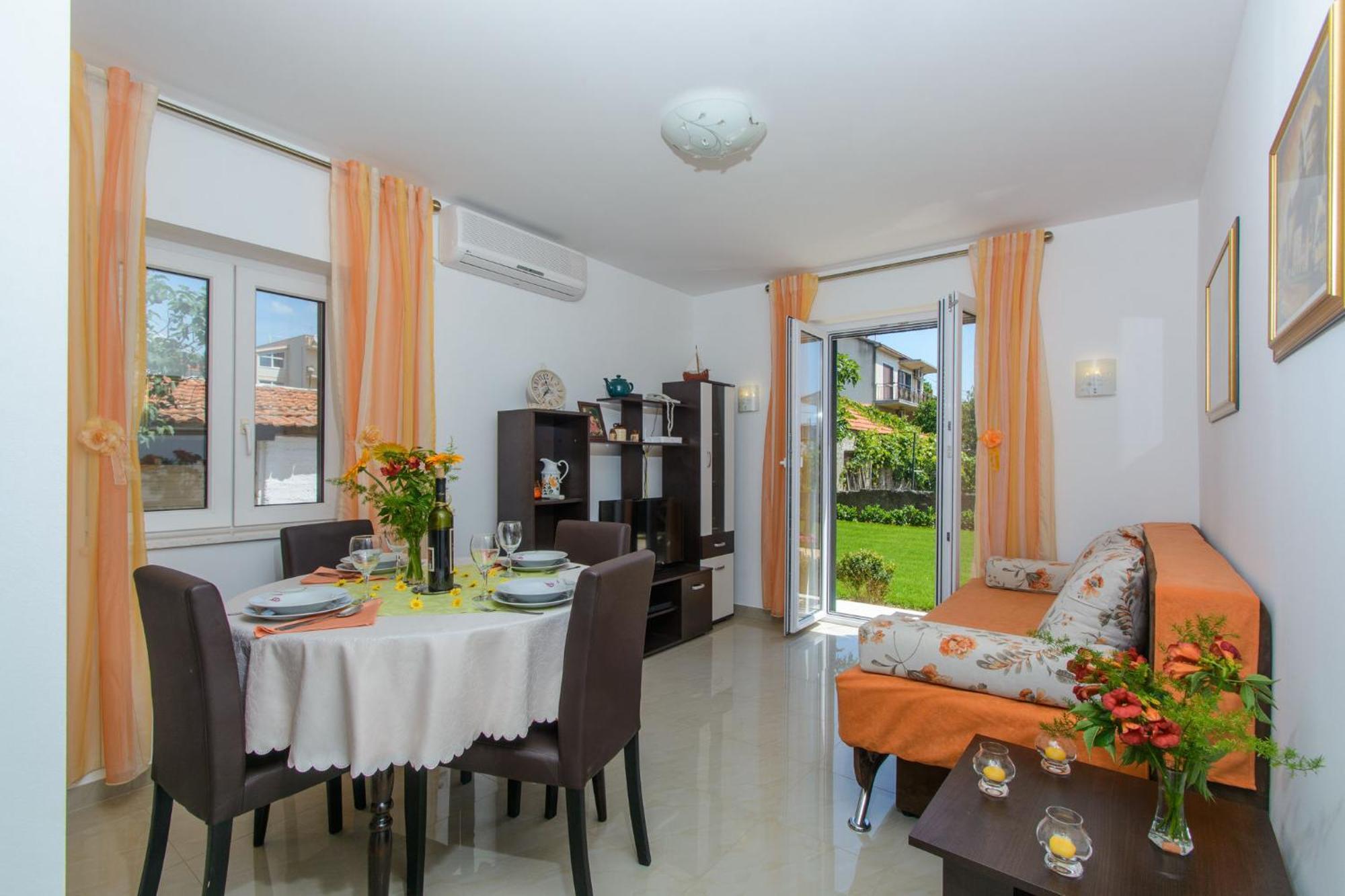 House Mirjana Villa โตรกีร์ ภายนอก รูปภาพ